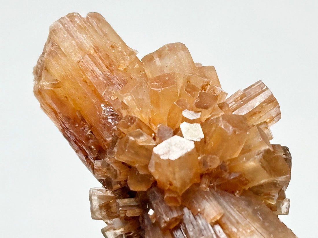 モロッコ産アラゴナイト/Aragonite (霰石)