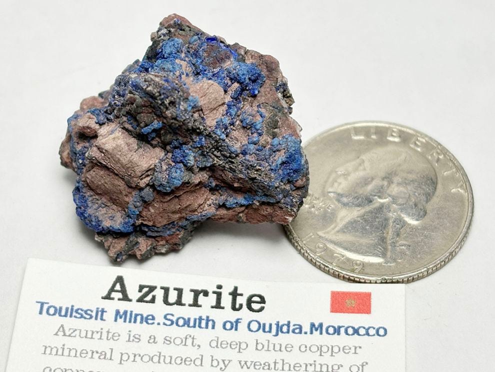 トゥイシット鉱山産 アズライト ( 藍銅鉱 )/ Azurite