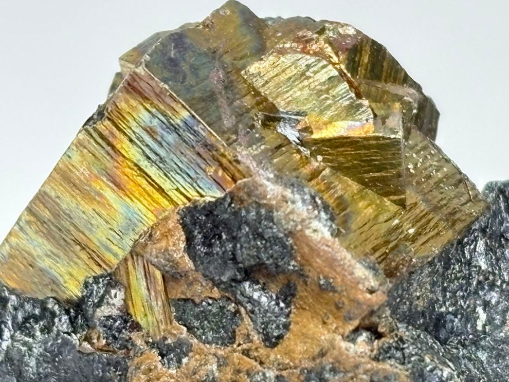 新潟県飯豊鉱山産 パイライト  ( 黄鉄鉱 ) /Pyrite