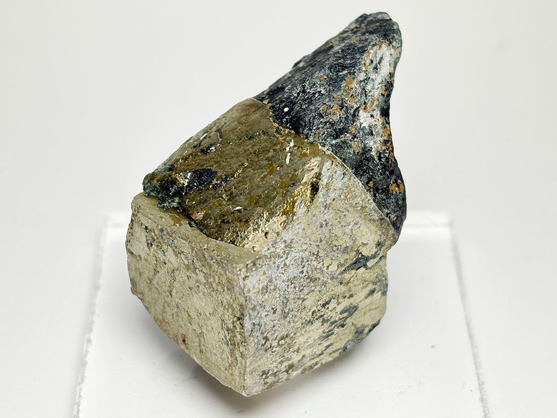 黄鉄鉱(パイライト) パイライト 黄鉄鉱 水晶共生 クラスター 原石 硫化