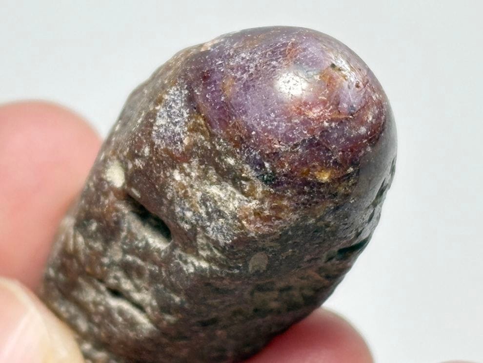 (蛍光) インド産 パープルサファイア / Purple Sapphire