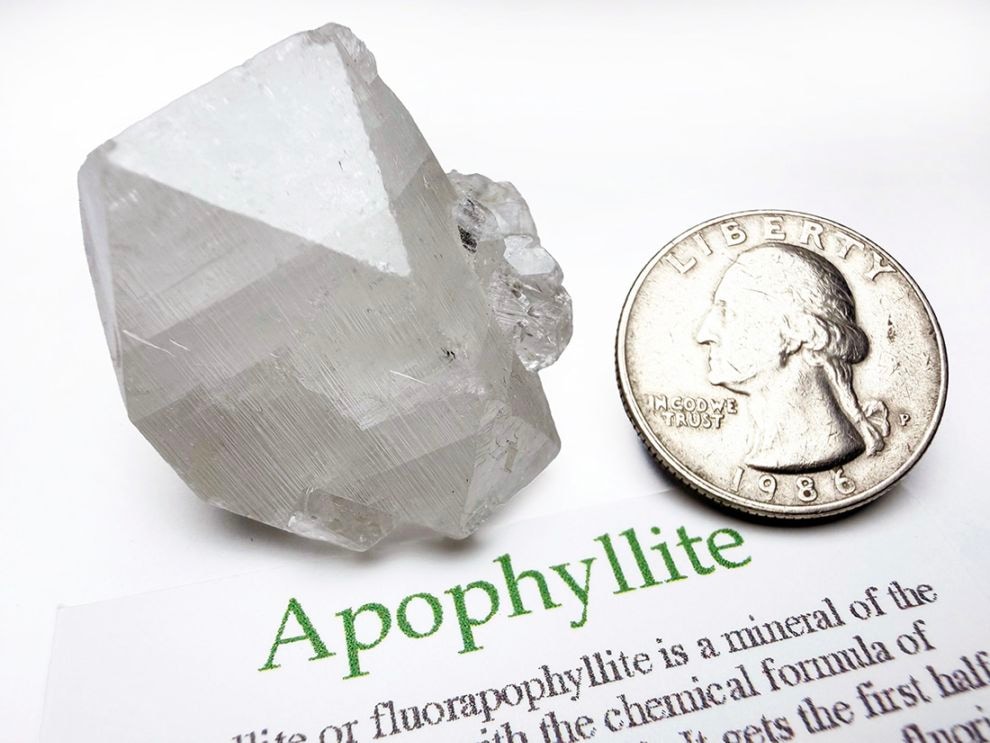 スコレス沸石(スコレサイト）魚眼石(アポフィライト) スコレス沸石(スコレサイト）魚眼石(アポフィライト) 【公式通販】