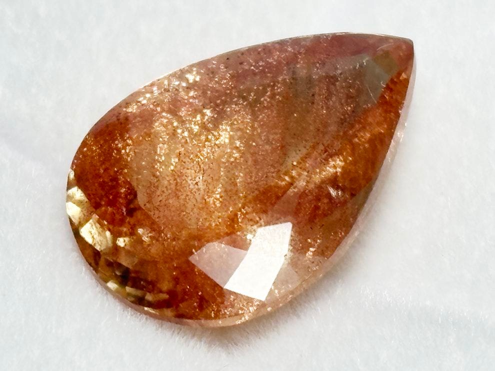 バイトウナイト(ゴールデンラブラドライト)(亜灰長石)