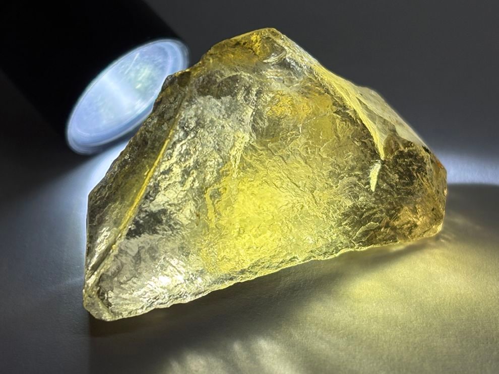 ブラジル産 オウロヴェルデクォーツ / Ouro Verde Quartz