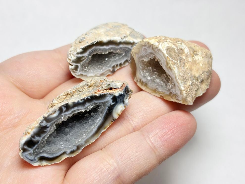 ブラジル産 アゲート with ドゥルージークォーツ ジオード  3個セット / Agate with Durzy Quartz