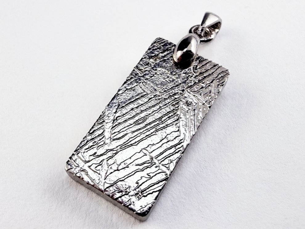 ナミビア産 ギベオン隕石 ペンダントトップ / Gibeon Meteorite