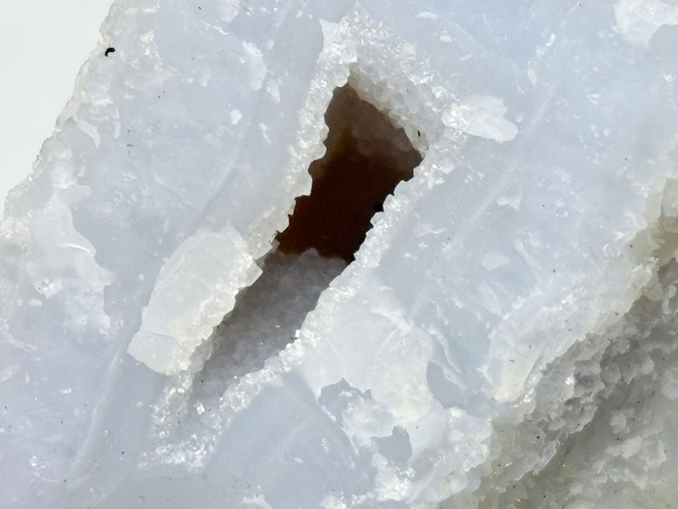 マラウイ産 ブルーレースアゲート / Blue Lace Agate