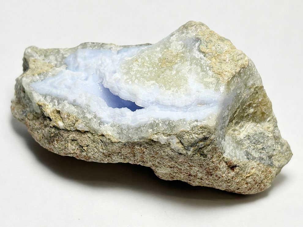 ブルーレースアゲート(縞瑪瑙)