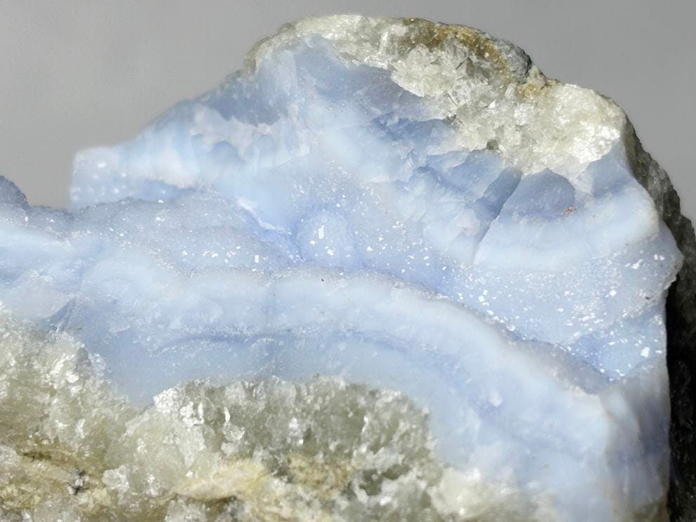 ブルーレースアゲート(縞瑪瑙)