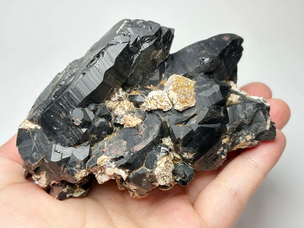 山東省産 モリオン( 黒水晶 )/ Morion