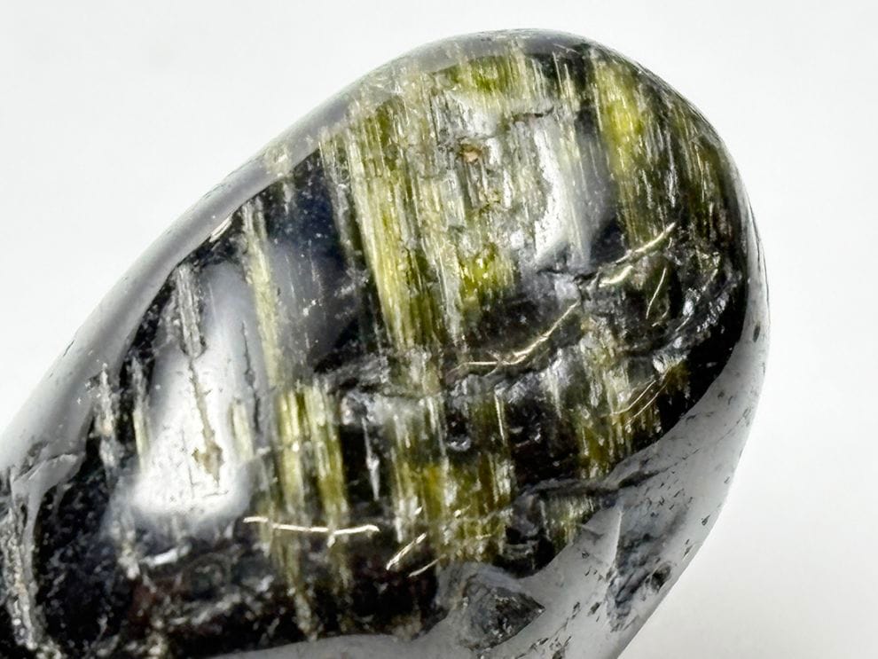 ブラジル産 キャッツアイトルマリン  タンブル / Cat's Eye Tourmaline