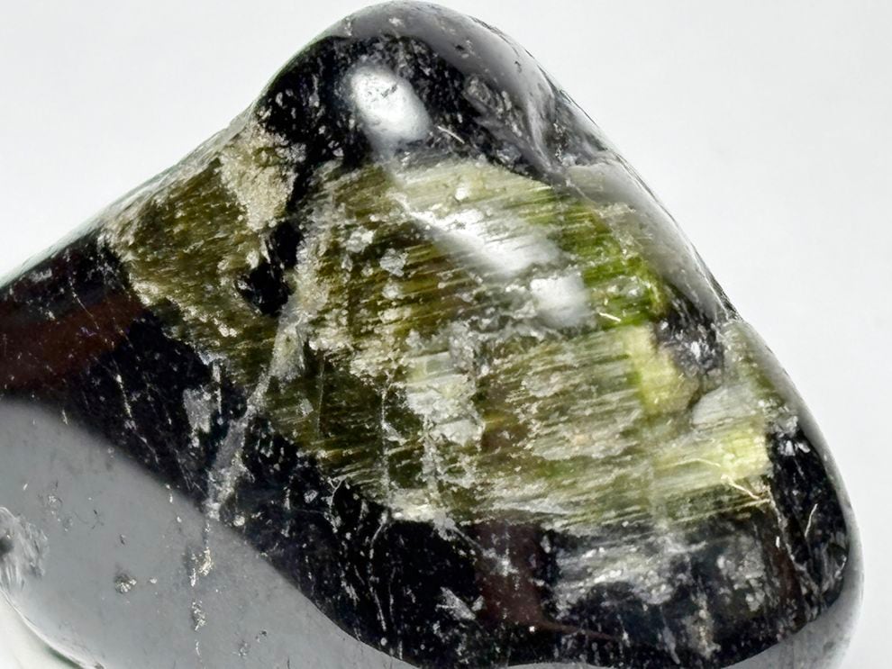 ブラジル産 キャッツアイトルマリン  タンブル / Cat's Eye Tourmaline