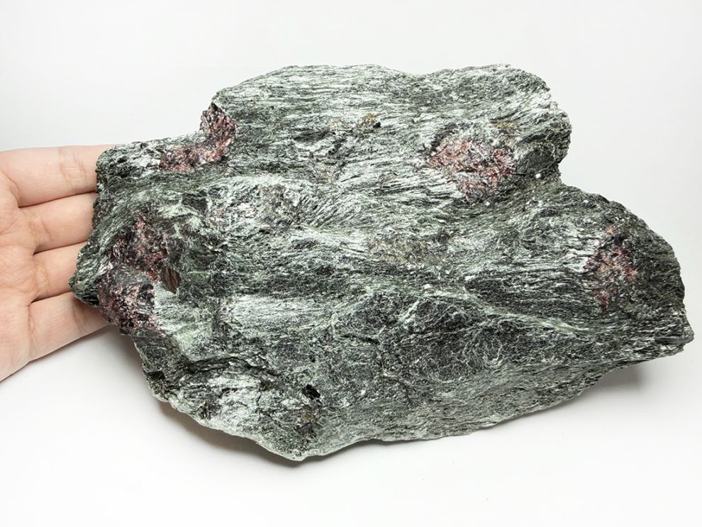 ブラジル産 ガーネット in フックサイト / Garnet in Fuchsite