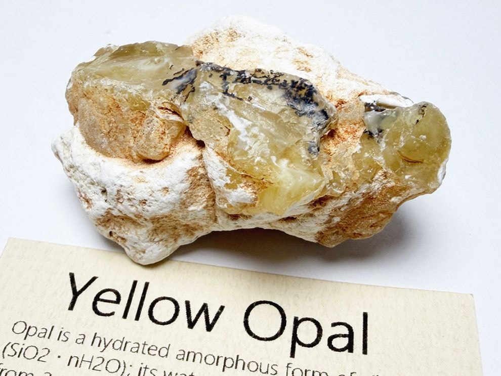 タンザニア産 イエローオパール/Yellow Opal