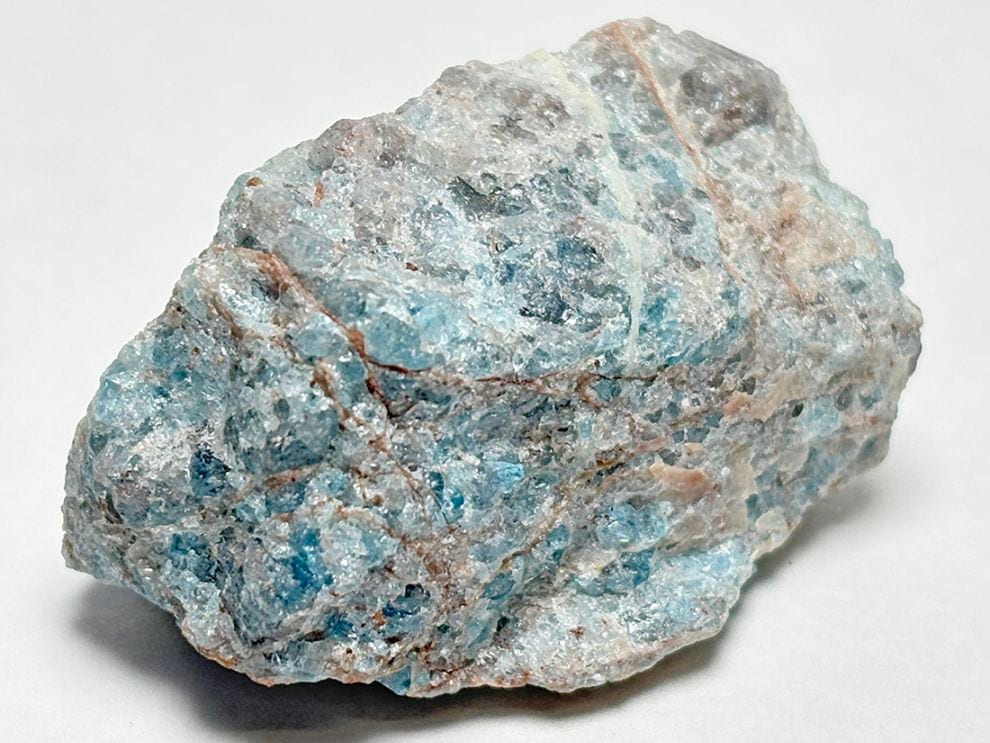 マダガスカル産 ブルーアパタイト  (燐灰石)/ Blue Apatite