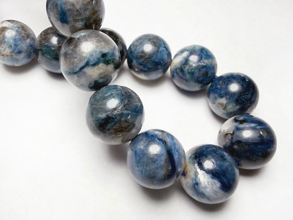 【希少石】 ロシア産 シベリアンブルージェイド 12mm ブレスレット / Siberian Blue Jade