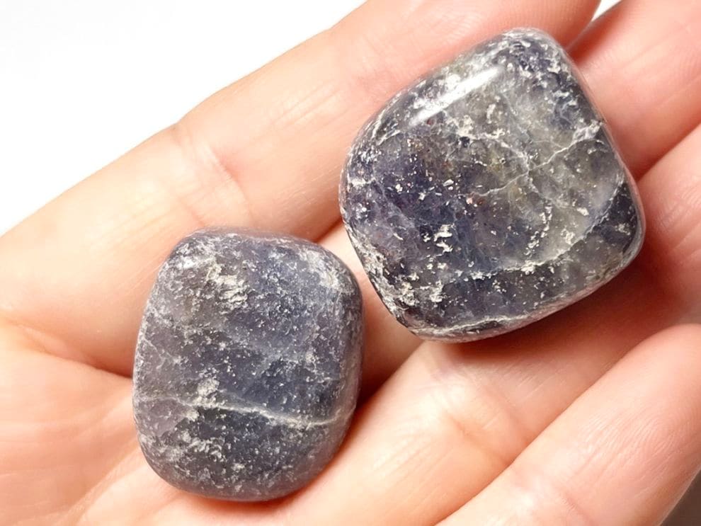 インド産 アイオライト タンブル ( 菫青石 ) / Iolite 