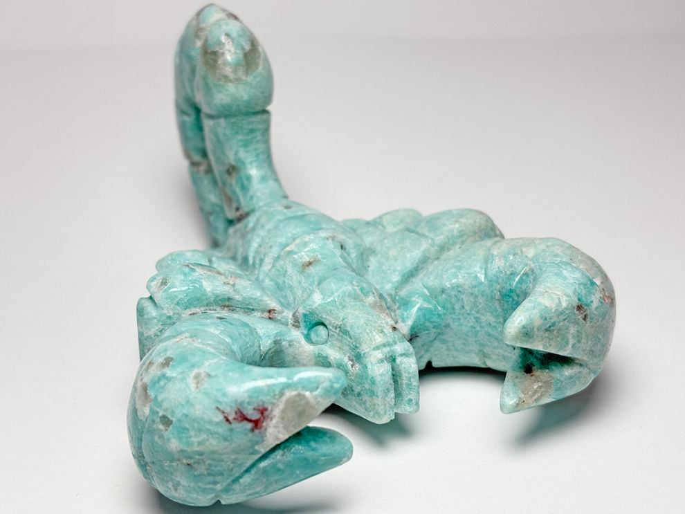 アマゾナイト さそり 彫刻 / Amazonite