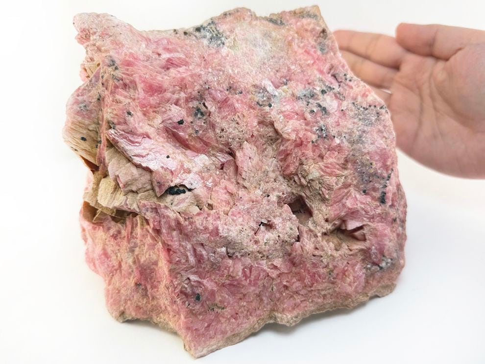 北海道稲倉鉱山産 菱マンガン鉱 / Rhodochrosite