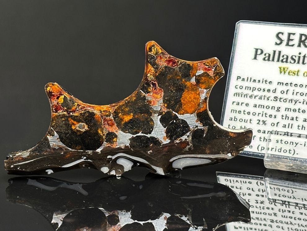 ケニア産 セリコパラサイト隕石 / Sericho Pallasite Meteorite