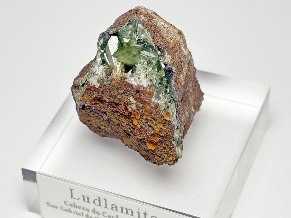 【希少】 ブラジル産 ラドラマイト (ラドラム鉄鉱) / Ludlamite