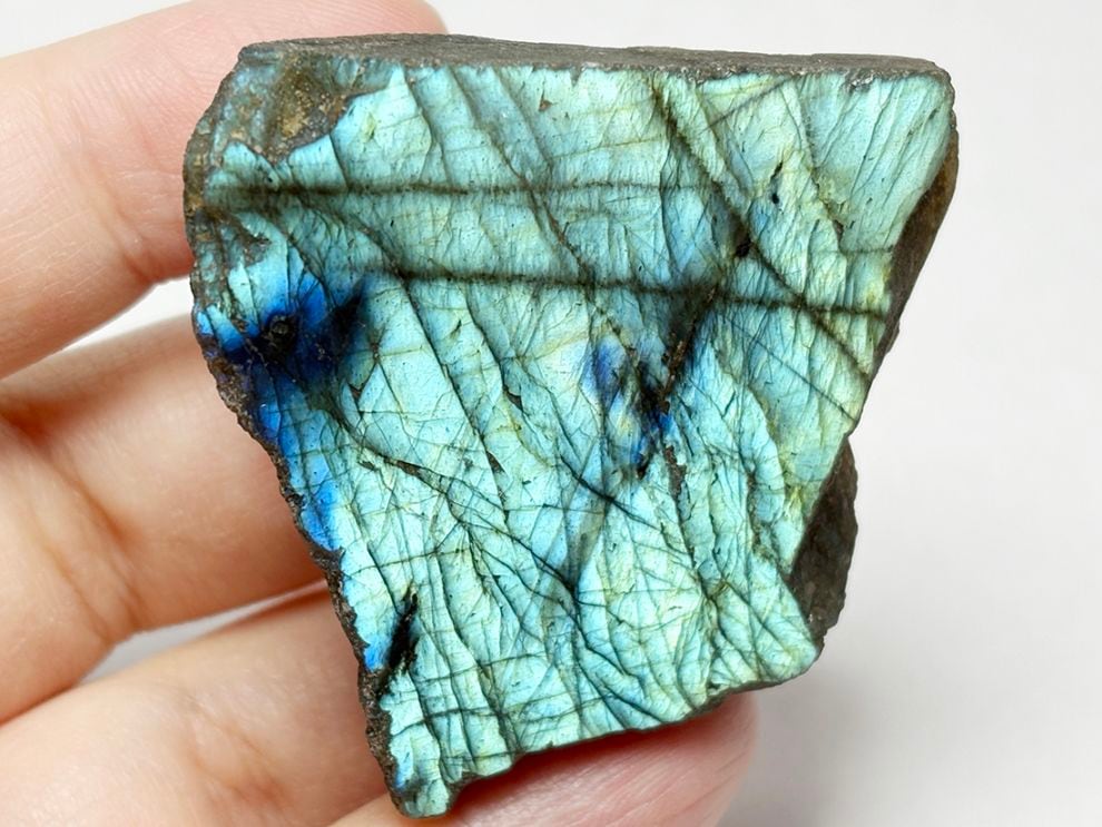 マダガスカル産 ラブラドライト 一面磨き / Labradorite
