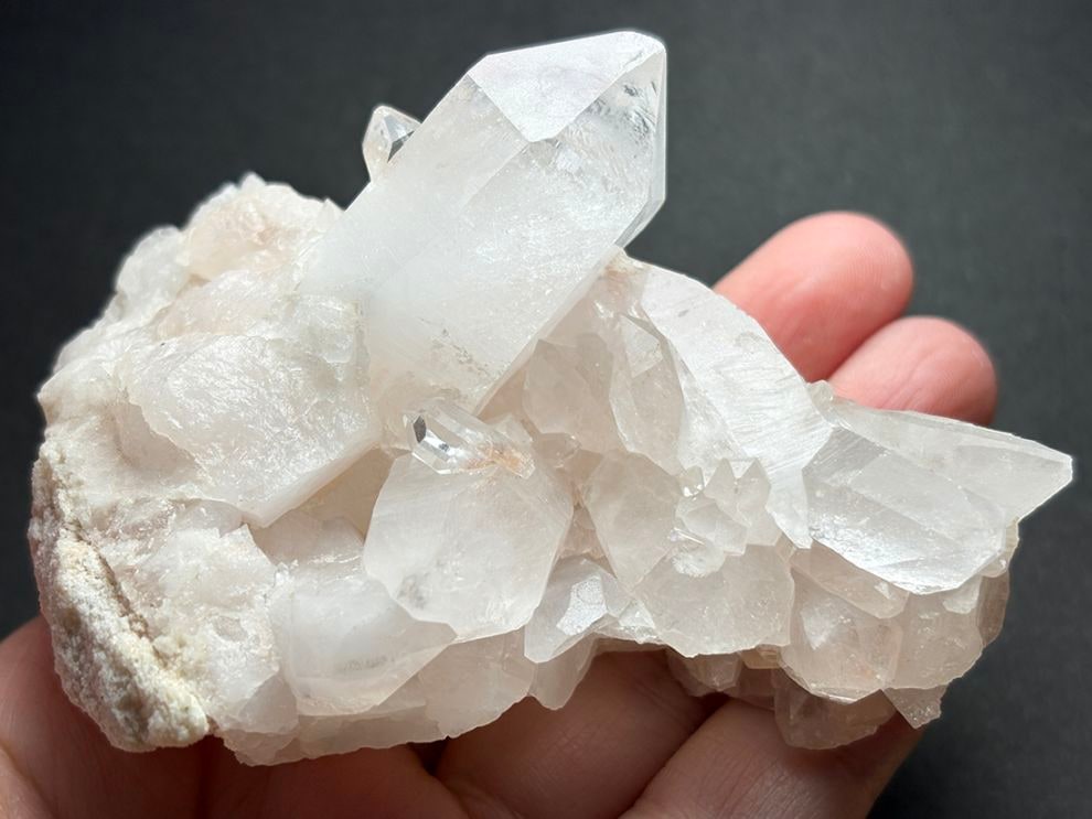 インド・マニカラン産 ヒマラヤ水晶  クラスター / Himalayan Quartz