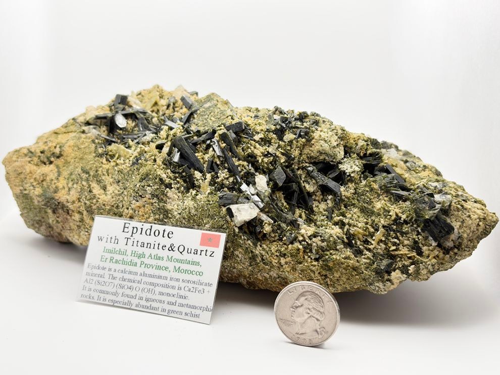 モロッコ産 エピドート ＆ スフェーン / Epidote ＆ Sphene