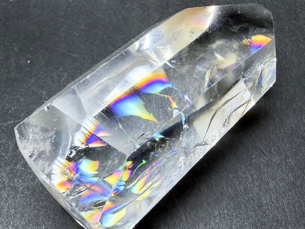 アイリスクォーツ (レインボークォーツ)  ラフカットポリッシュ / Iris Quartz