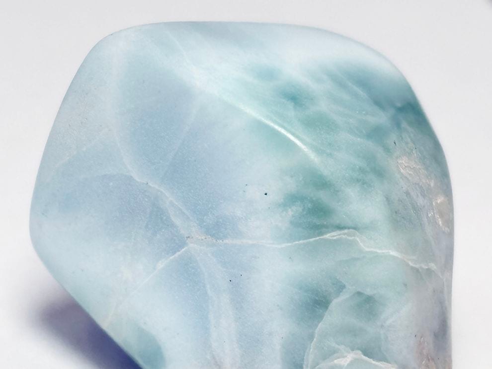 ドミニカ共和国産 ラリマー タンブル (ソーダ珪灰石)/ Larimar