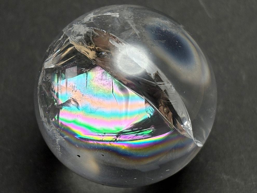 アイリスクォーツ (レインボークォーツ) 32mm 丸玉 / Iris Quartz