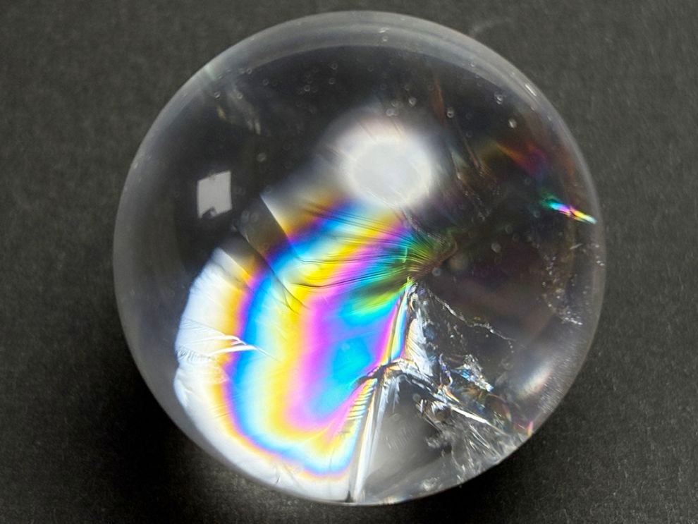 アイリスクォーツ (レインボークォーツ) 31mm 丸玉 / Iris Quartz