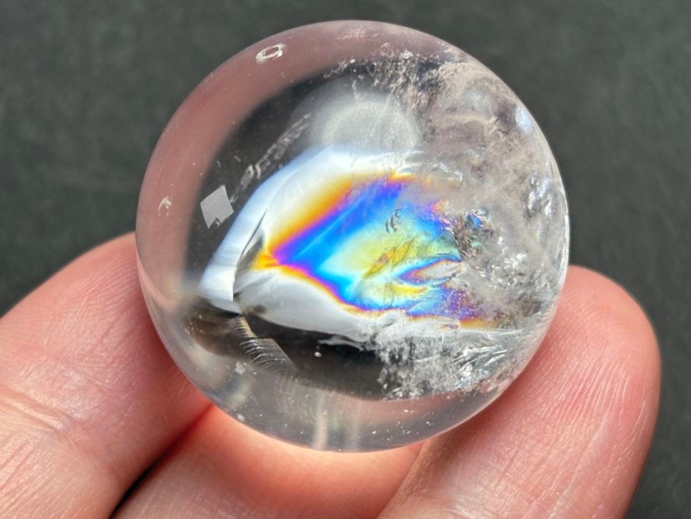 アイリスクォーツ (レインボークォーツ) 30mm 丸玉 / Iris Quartz