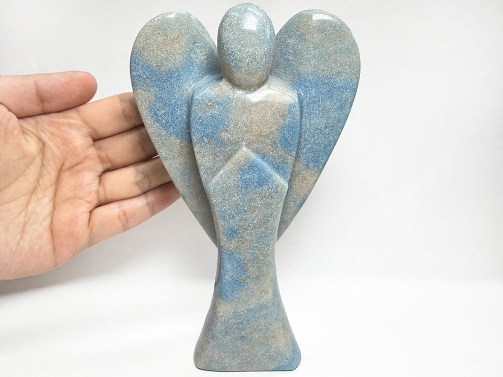 ブラジル産トロレアイト  エンジェル彫刻 / Trolleite