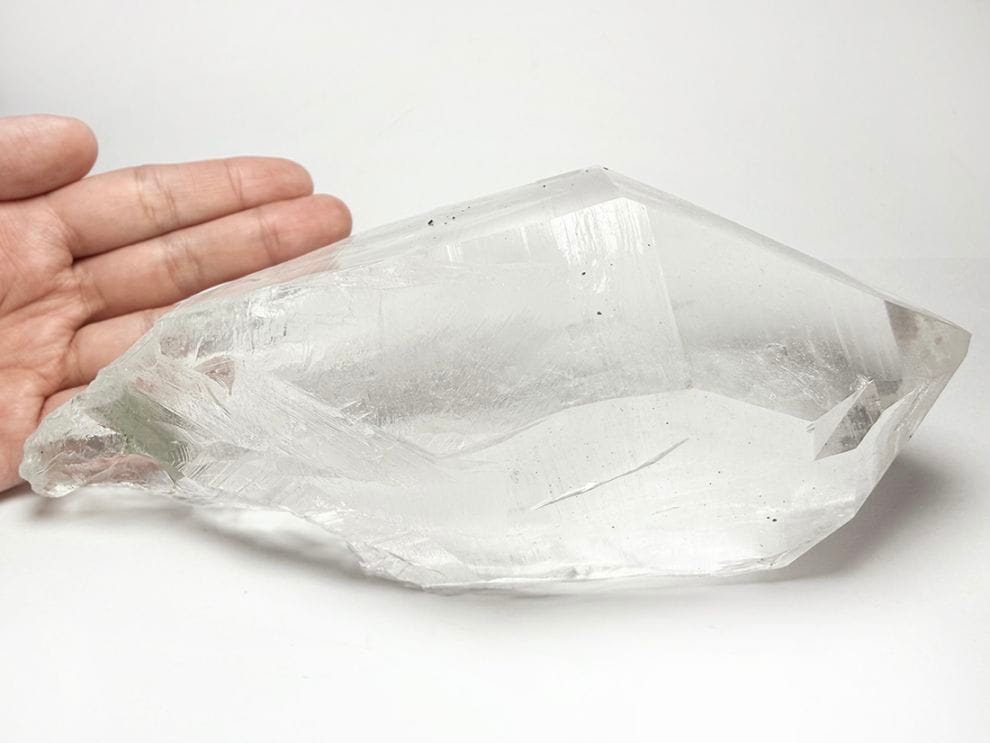 インド マニハール産 ヒマラヤ水晶 ポイント(クローライト/レコードキーパー/アナテース共生)/ Himalayan Quartz Crystal