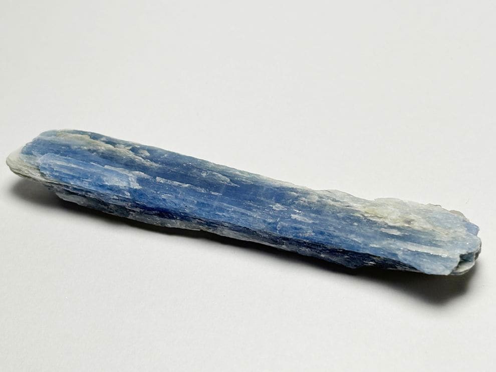 ブラジル産 カイヤナイト ( 藍晶石 )  / Kyanite
