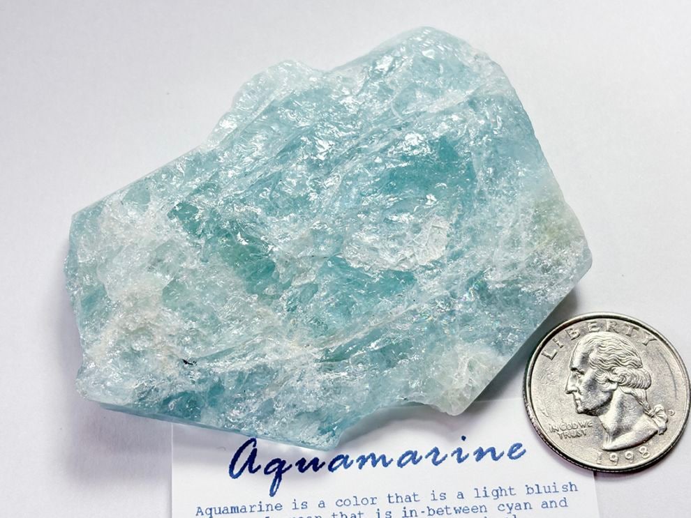 ブラジル産 アクアマリン ラフ  / Aquamarine ( 緑柱石 )