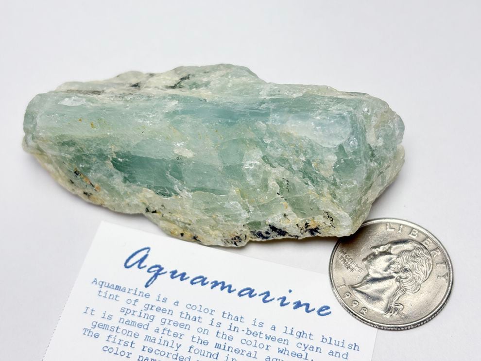 ブラジル産 アクアマリン ラフ  / Aquamarine ( 緑柱石 )