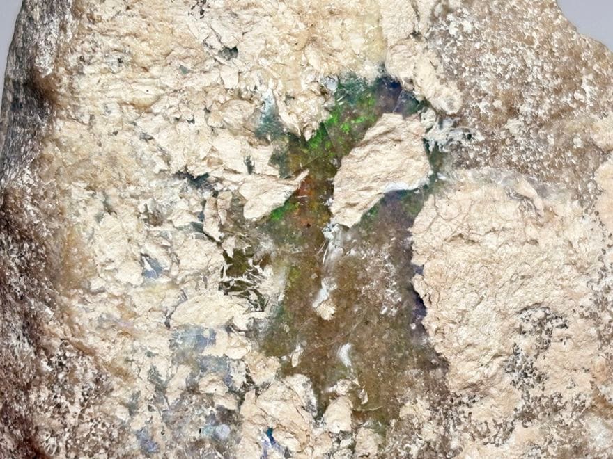 オーストラリア産 ボルダーオパール / Boulder Opal