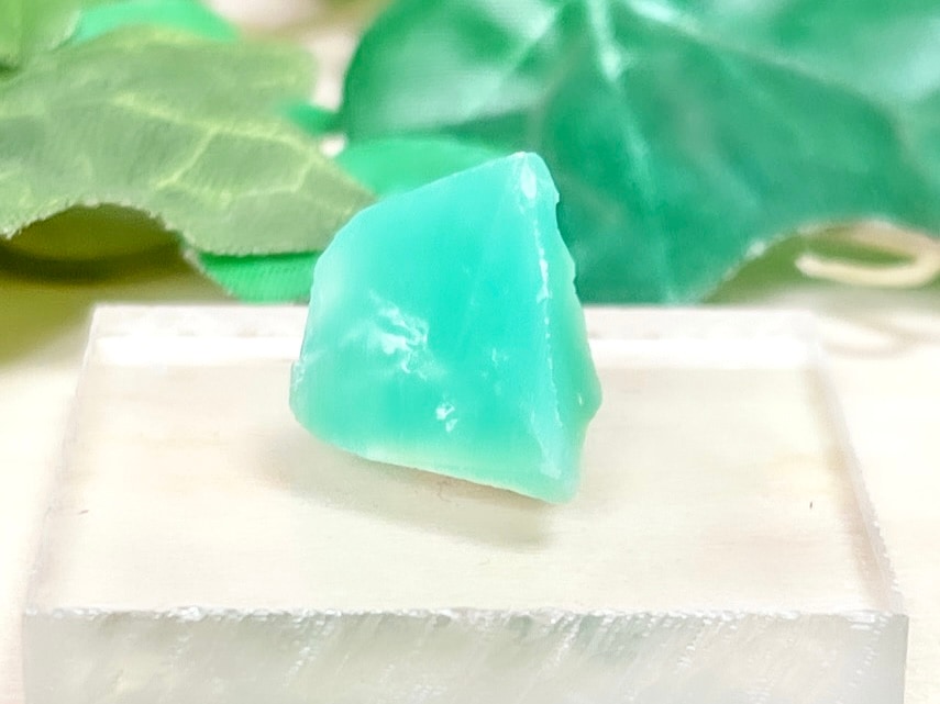 ブラジル産 クリソプレーズ / chrysoprase ( 緑玉髄 )【ミニチュア鉱物】