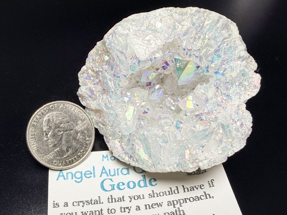 モロッコ産 オーラクォーツ ジオード / Aura Quartz Geode