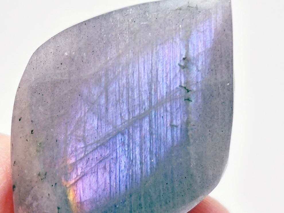 ピンク＆パープルラブラドライト ルース / Pink & Purple Labradorite