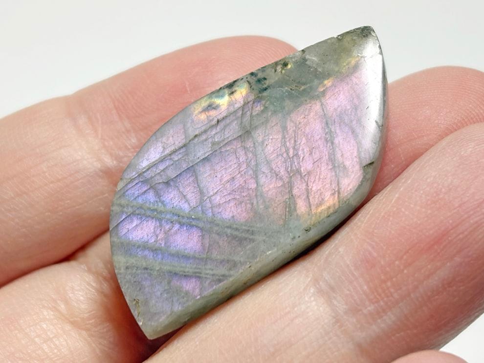 ピンク＆パープルラブラドライト ルース / Pink & Purple Labradorite