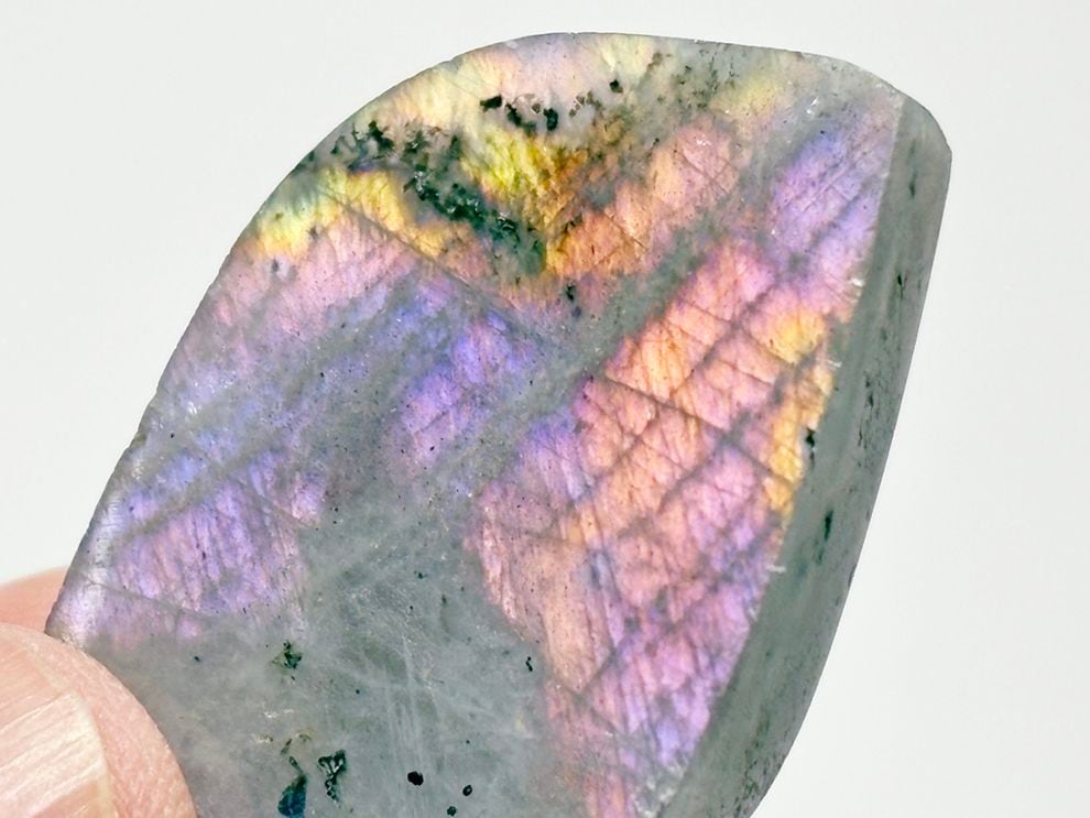 ピンク＆パープルラブラドライト ルース / Pink & Purple Labradorite