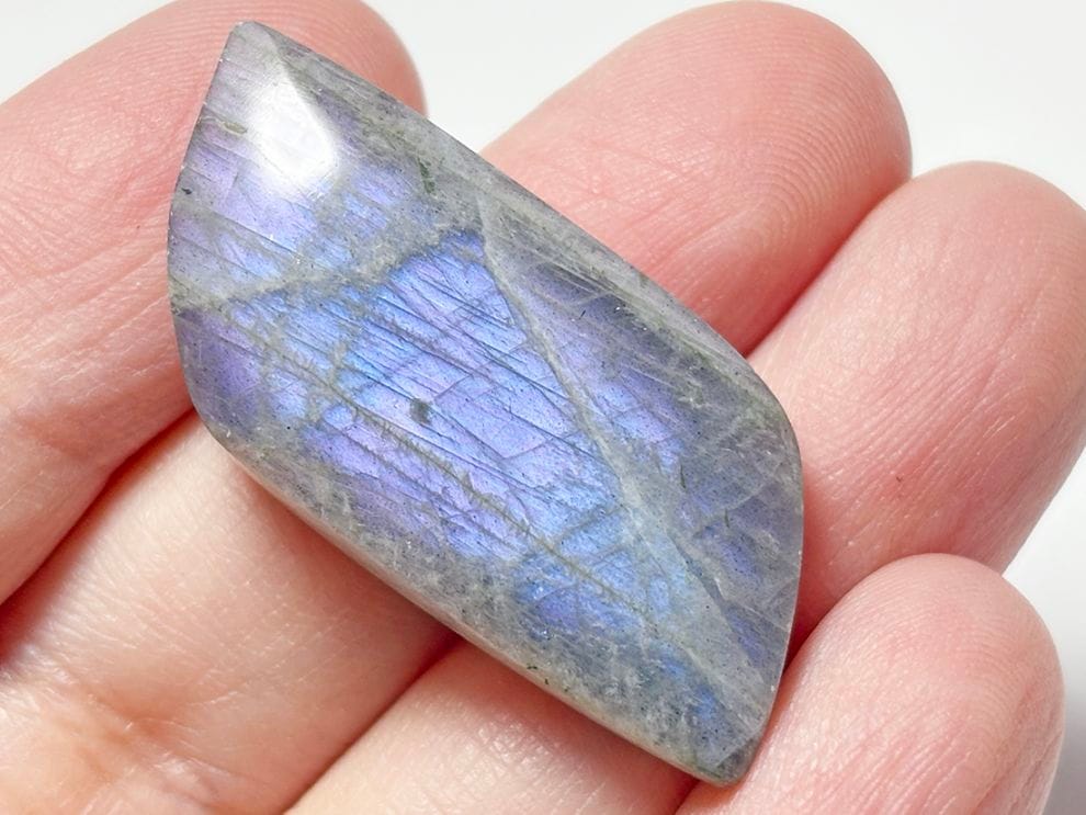 ピンク＆パープルラブラドライト ルース / Pink & Purple Labradorite