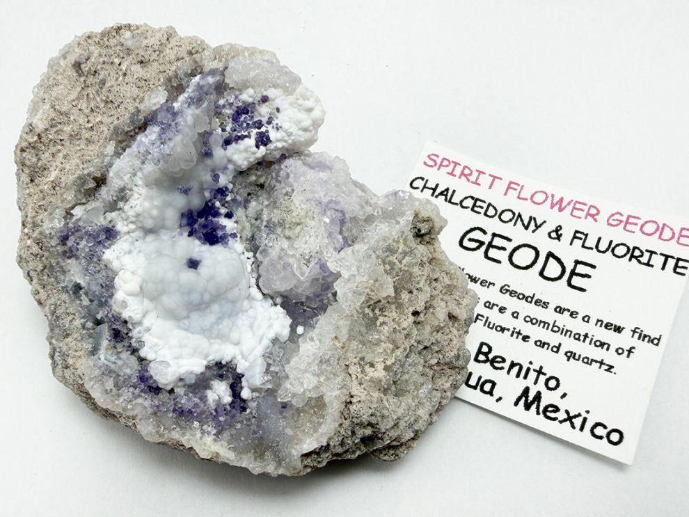 (蛍光) メキシコ産  スピリットフラワージオード  (カルセドニー ＆ フローライト) / Chalcedony & Flourite Geode