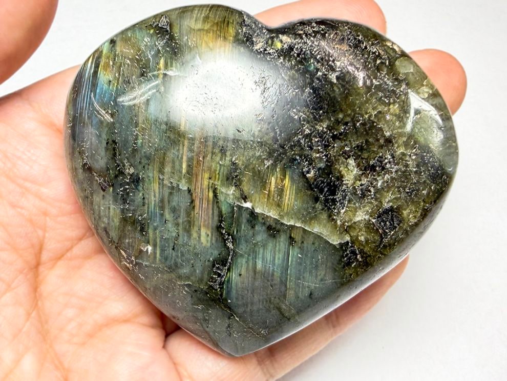 マダガスカル産 ラブラドライト ハート / Labradorite