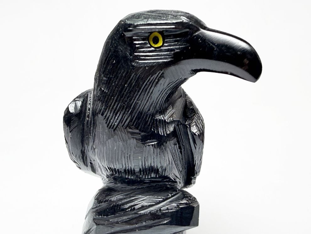 ペルー産 鳥彫刻(カラス)