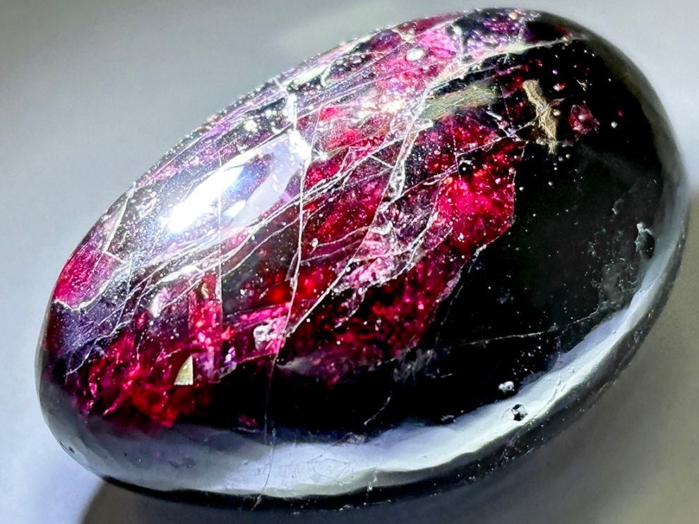インド産 アルマンディンガーネット タンブル/ Almandine Garnet