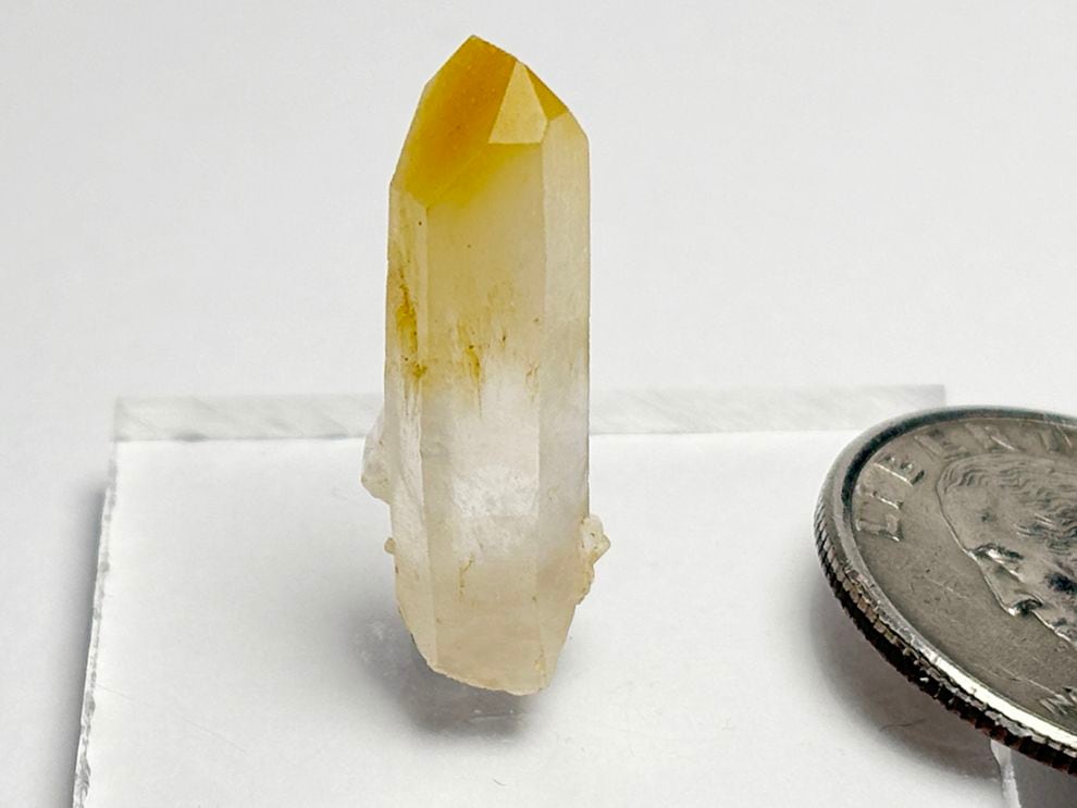 コロンビア産 マンゴークォーツ / Mango Quartz (ハロイサイトinクォーツ)